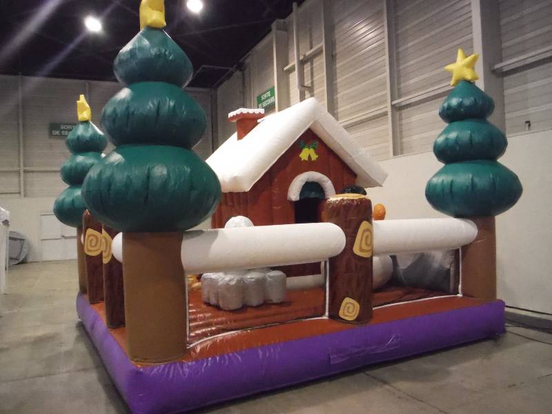 Structure gonflable à louer : LE JARDIN DE NOEL pour fêtes de noël en région paca