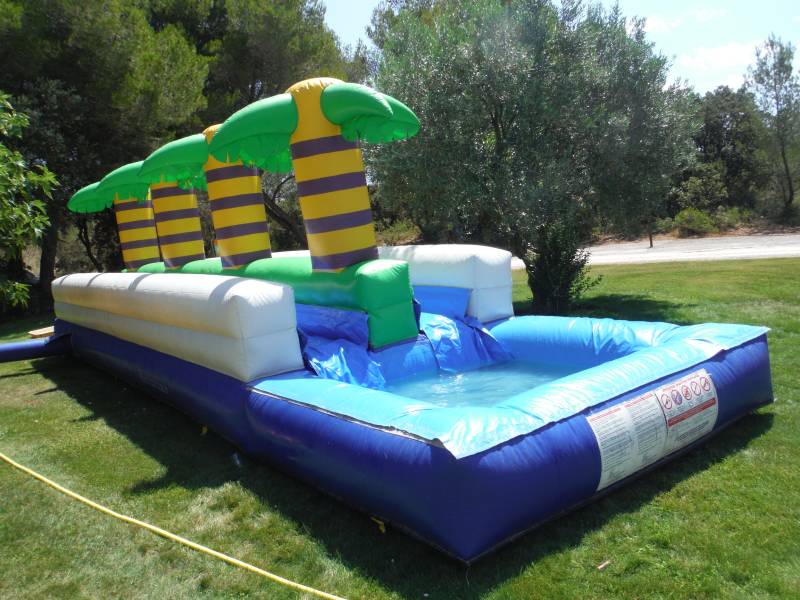 Location Ventre Glisse Tropical animation aquatique en région paca