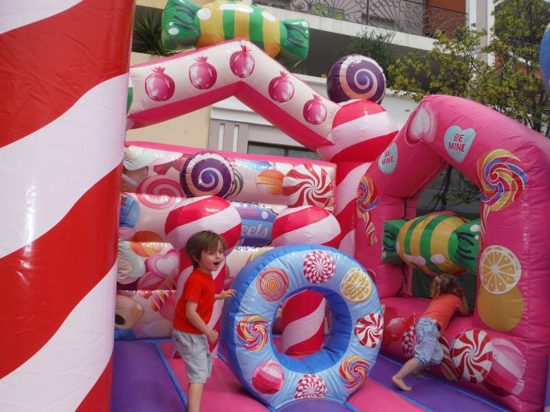 louer une structure gonflable pour enfant à Marseille et Gémenos