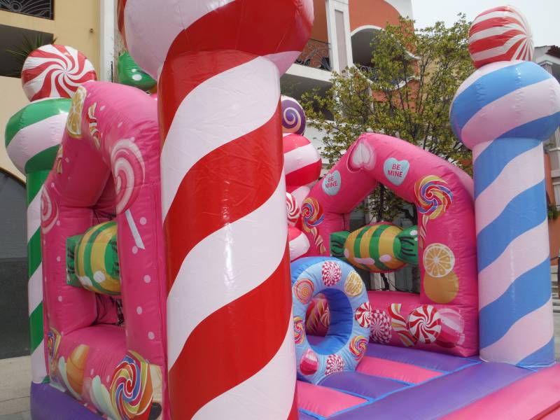 Château gonflable en location pour anniversaire à Cassis et La Ciotat