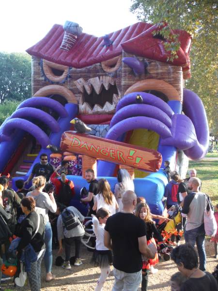 Aire de jeux Halloween Sainte-Maxime – animation immersive enfants
