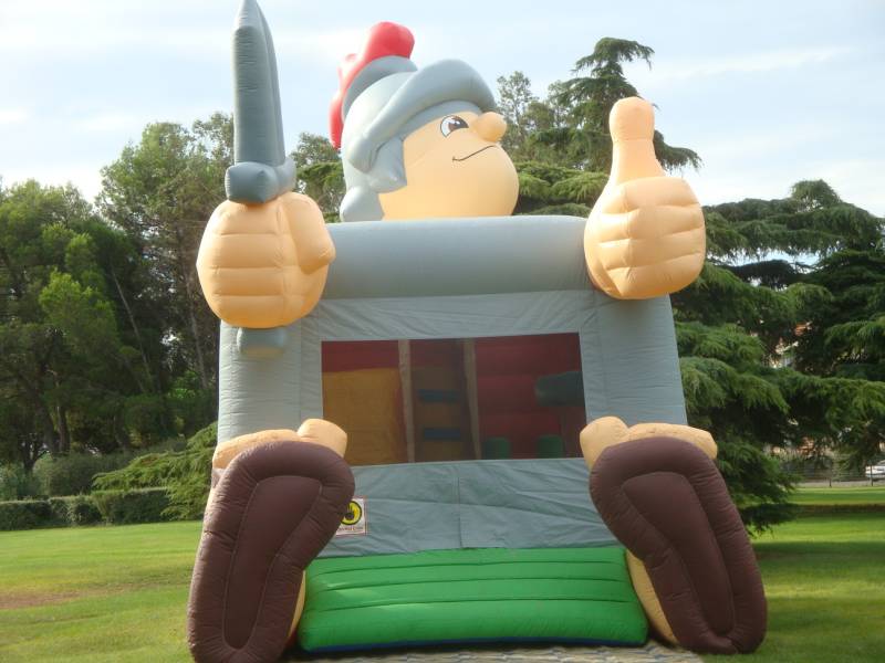 chateau gonflable pour journée des famille de cse à Toulon, Marseille et Aix en provence