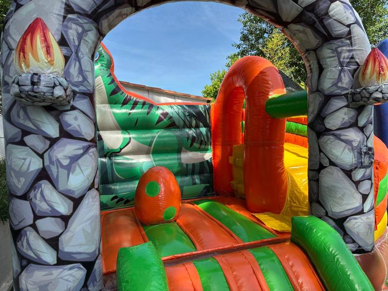 Château Gonflable COMBO DINO en location dans les bouches du Rhône et le Var en région PACA