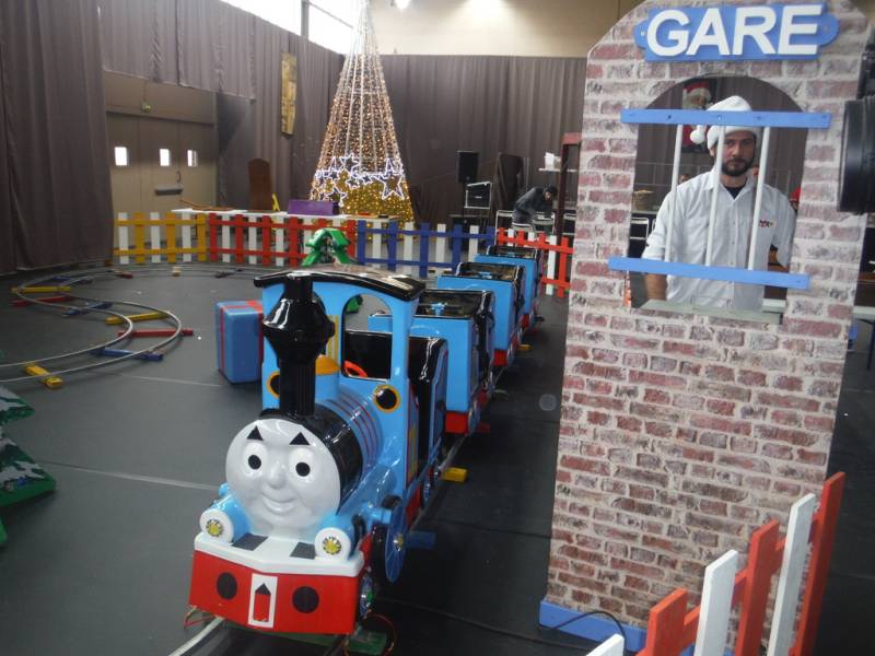 location du manège PETIT TRAIN 7 places pour événements à Marseille, Toulon , Aix en Provence et en région paca