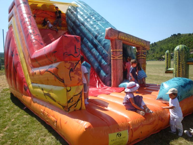 toboggan géant pour événement à Toulon