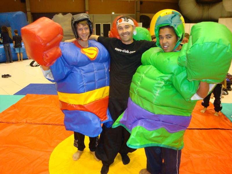 location animation Combat Super Héros à Marseille, Aubagne et Toulon ainsi que toute la région PACA